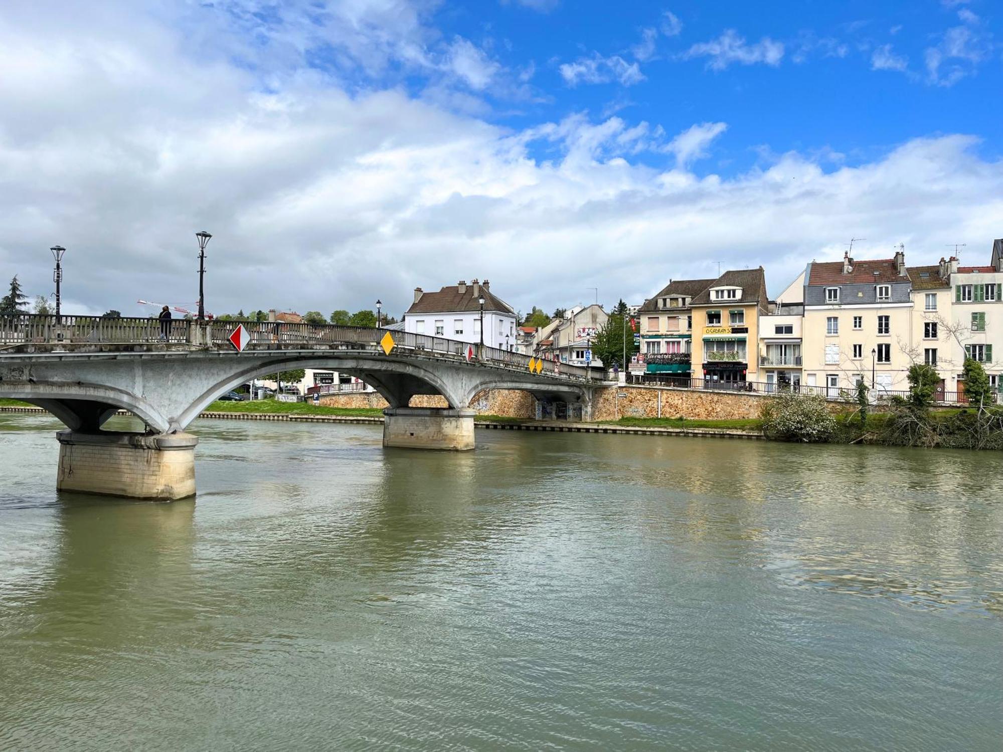 Sweethost - L'Amazone - T2 Proche Gare & Disneyland Lagny-sur-Marne Zewnętrze zdjęcie